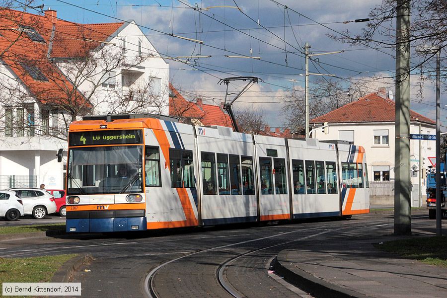 Straßenbahn Ludwigshafen - 2207
/ Bild: rnv2207_bk1402170002.jpg