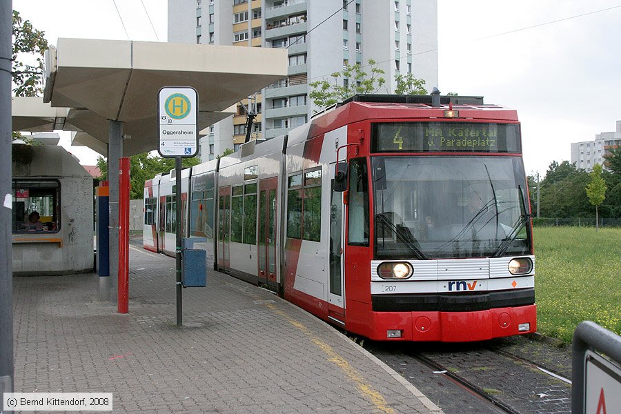Straßenbahn Ludwigshafen - 207
/ Bild: vbl207_bk0809030027.jpg Straßenbahn Ludwigshafen - 207
/ Bild: vbl207_bk0809030027.jpg