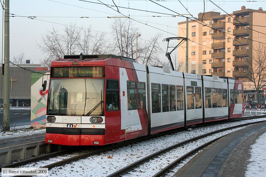 Straßenbahn Ludwigshafen - 207
/ Bild: vbl207_bk0901110006.jpg