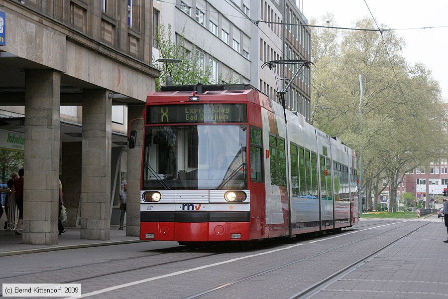 Straßenbahn Ludwigshafen - 207
/ Bild: vbl207_bk0904140005.jpg