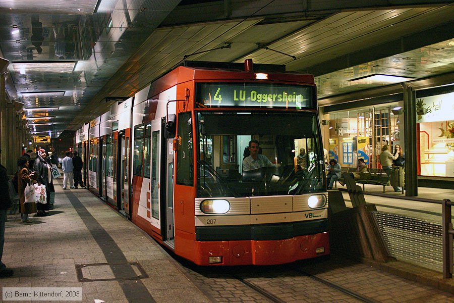 Straßenbahn Ludwigshafen - 207
/ Bild: vbl207_e0000644.jpg