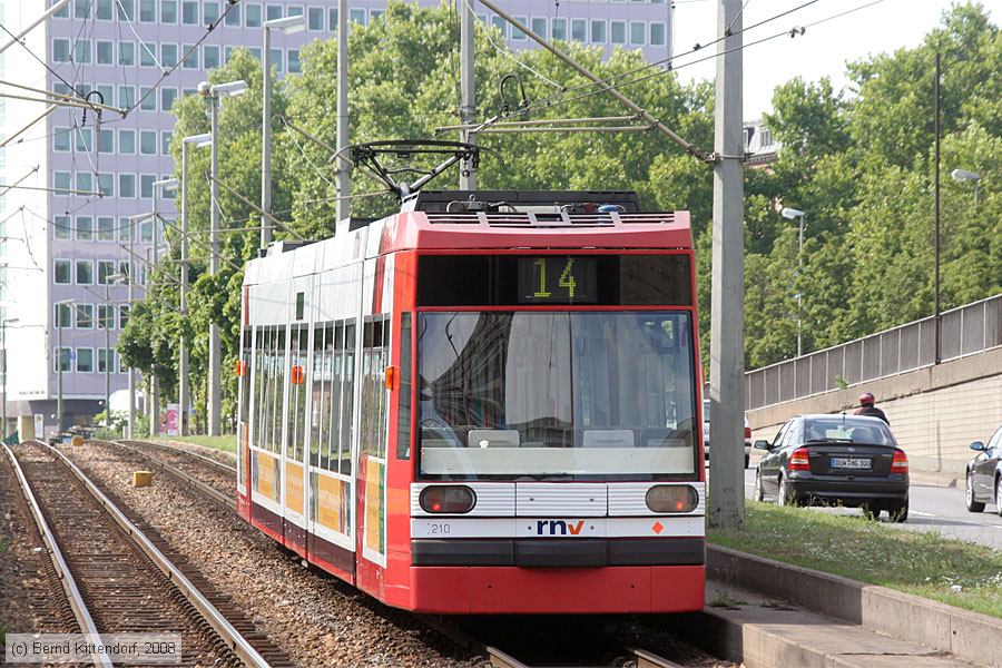 Straßenbahn Ludwigshafen - 210
/ Bild: vbl210_bk0807310067.jpg