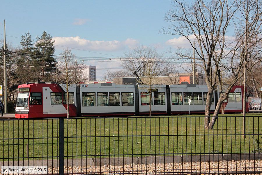 Straßenbahn Ludwigshafen - 2211
/ Bild: rnv2211_bk1504050001.jpg Straßenbahn Ludwigshafen - 2211
/ Bild: rnv2211_bk1504050001.jpg