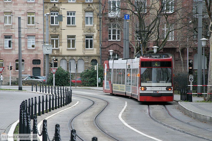 Straßenbahn Ludwigshafen - 212
/ Bild: vbl212_bk0701120022.jpg