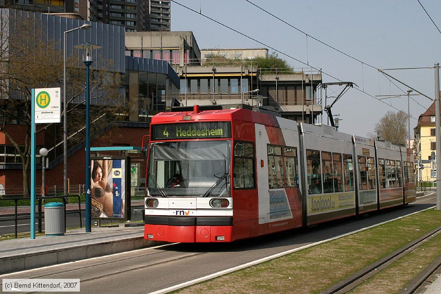 Straßenbahn Ludwigshafen - 212
/ Bild: vbl212_bk0704010075.jpg