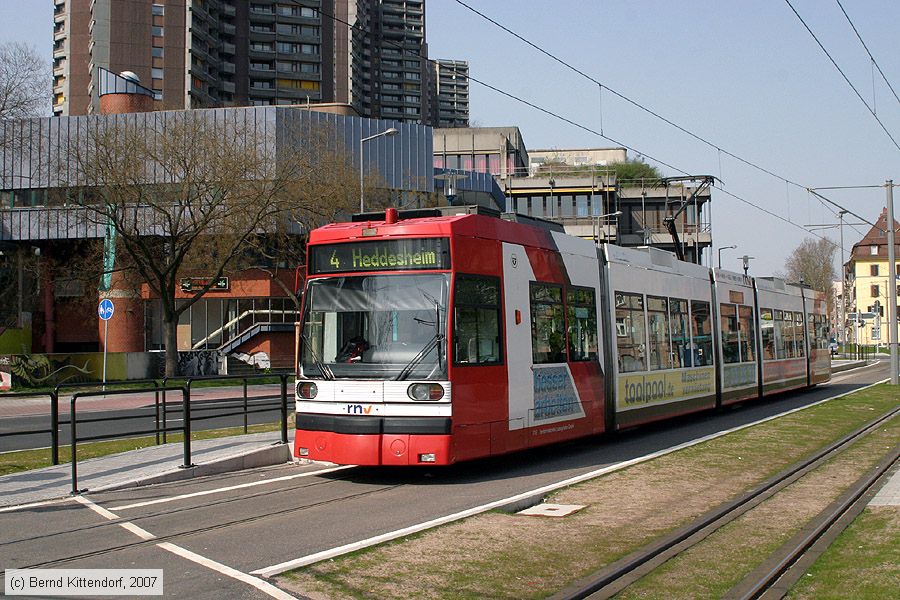 Straßenbahn Ludwigshafen - 212
/ Bild: vbl212_bk0704010076.jpg