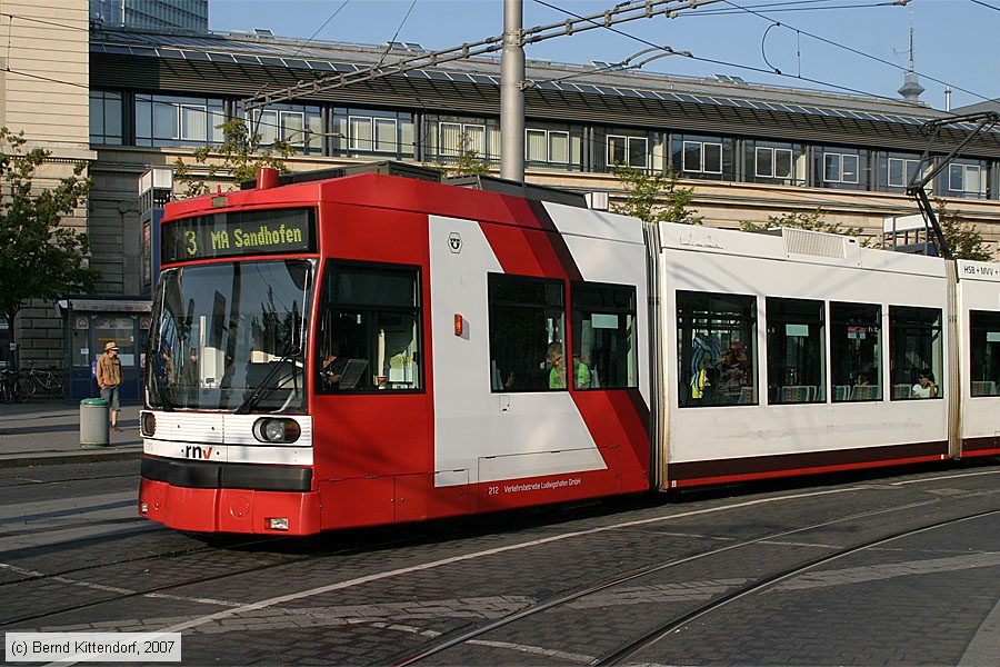 Straßenbahn Ludwigshafen - 212
/ Bild: vbl212_bk0707150002.jpg