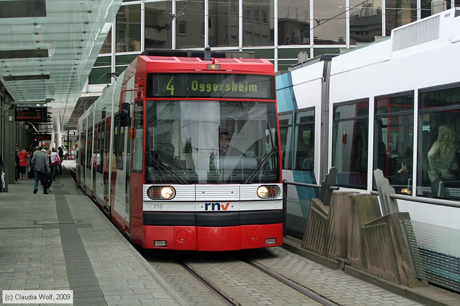Straßenbahn Ludwigshafen - 212
/ Bild: vbl212_cw0904270058.jpg