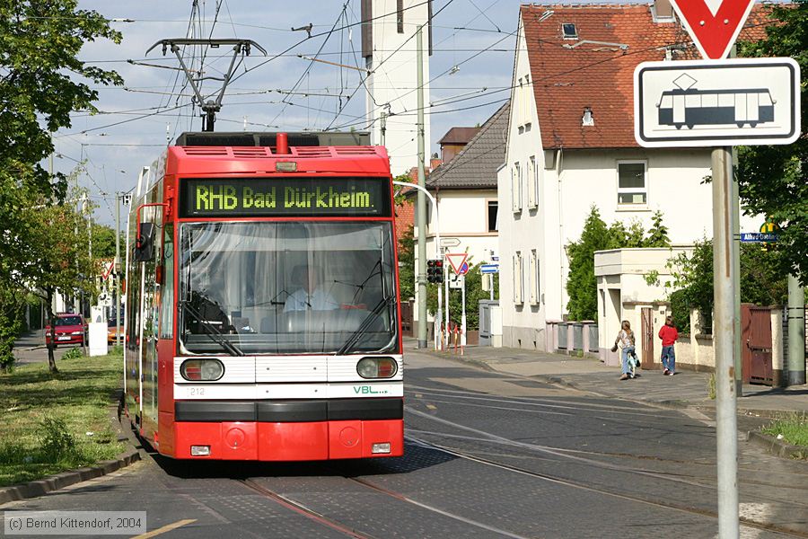 Straßenbahn Ludwigshafen - 212
/ Bild: vbl212_e0004639.jpg