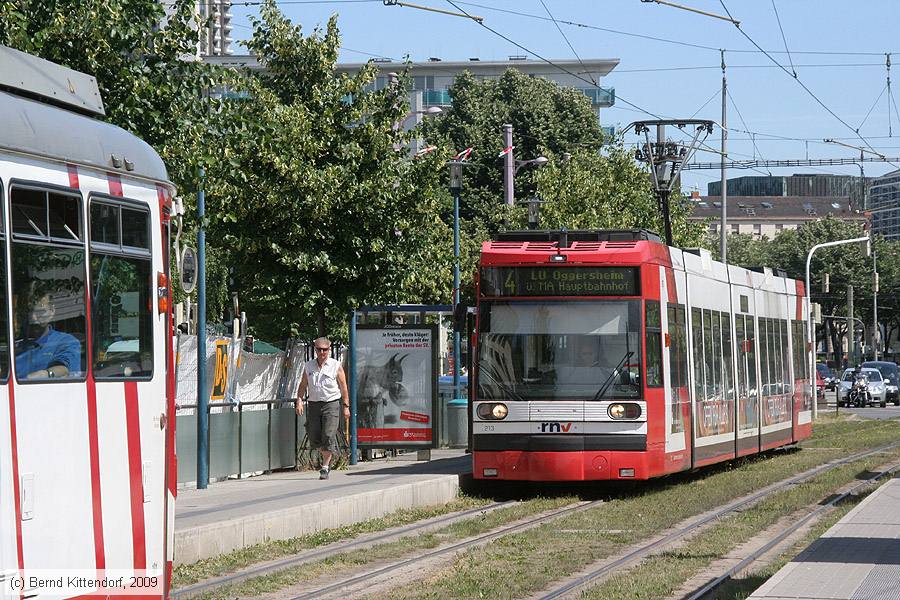 Straßenbahn Ludwigshafen - 213
/ Bild: vbl213_bk0906030020.jpg