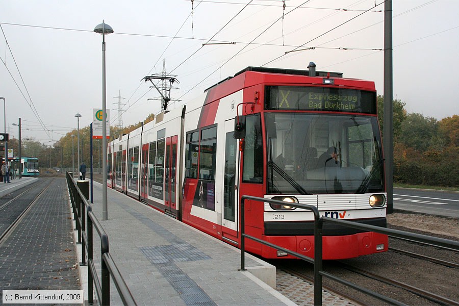 Straßenbahn Ludwigshafen - 213
/ Bild: vbl213_bk0910290032.jpg
