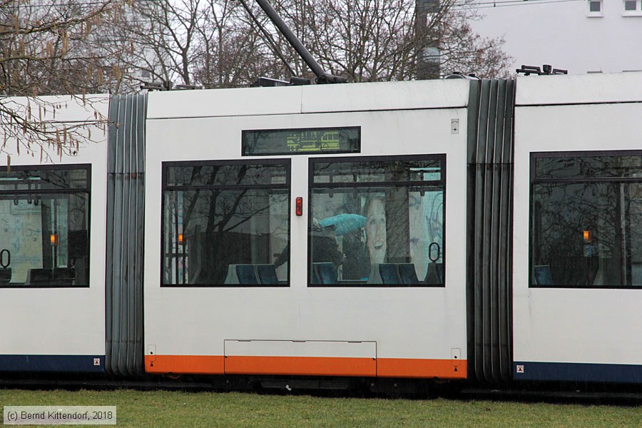 Straßenbahn Ludwigshafen - 2214
/ Bild: rnv2214_bk1801190001.jpg Straßenbahn Ludwigshafen - 2214
/ Bild: rnv2214_bk1801190001.jpg