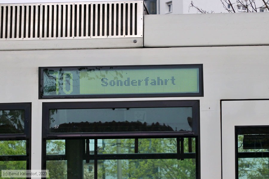 Straßenbahn Ludwigshafen - 2214
/ Bild: rnv2214_bk2304180005.jpg Straßenbahn Ludwigshafen - 2214
/ Bild: rnv2214_bk2304180005.jpg
