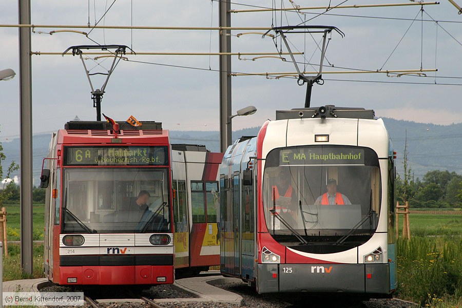 Straßenbahn Ludwigshafen - 214
/ Bild: vbl214_bk0705080096.jpg