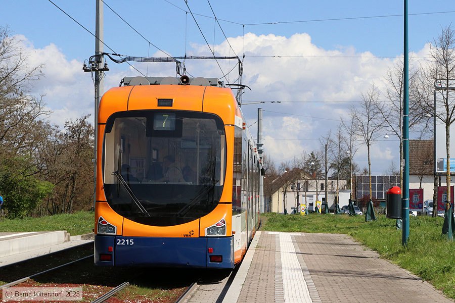 Straßenbahn Ludwigshafen - 2215
/ Bild: rnv2215_bk2304140010.jpg Straßenbahn Ludwigshafen - 2215
/ Bild: rnv2215_bk2304140010.jpg