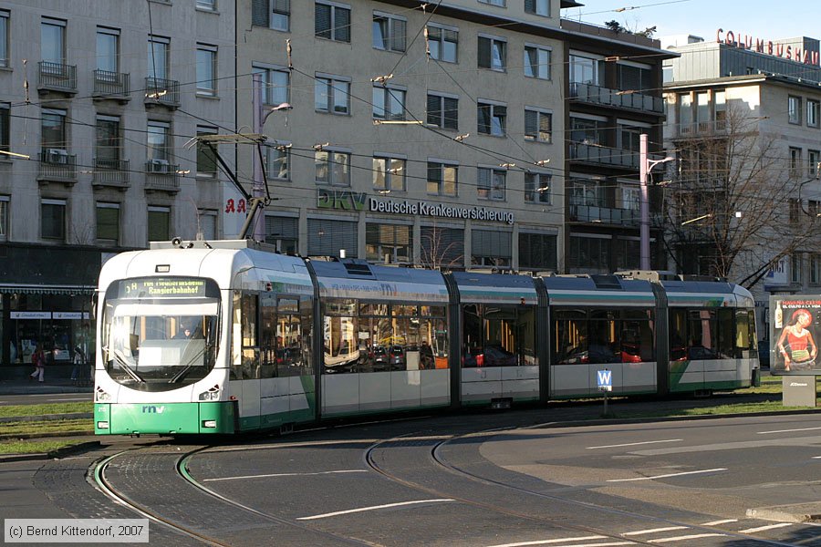 Straßenbahn Ludwigshafen - 215
/ Bild: vbl215_bk0702040052.jpg