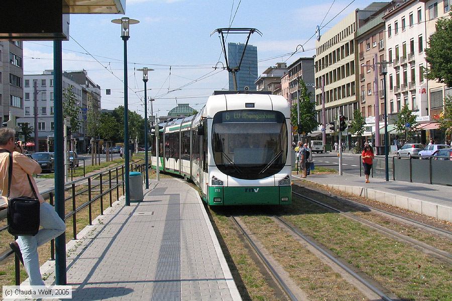 Straßenbahn Ludwigshafen - 218
/ Bild: vbl218_cw015530.jpg