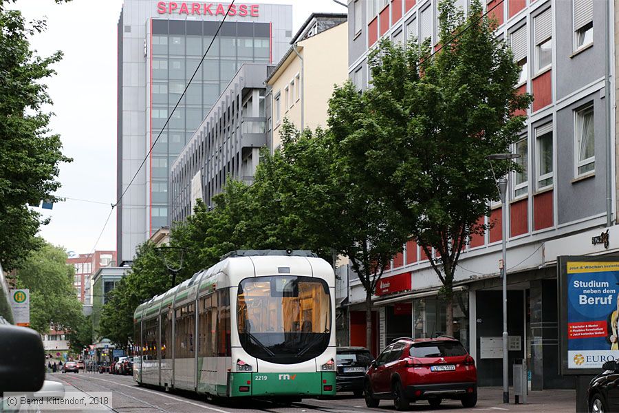 Straßenbahn Ludwigshafen - 2219
/ Bild: rnv2219_bk1805020015.jpg