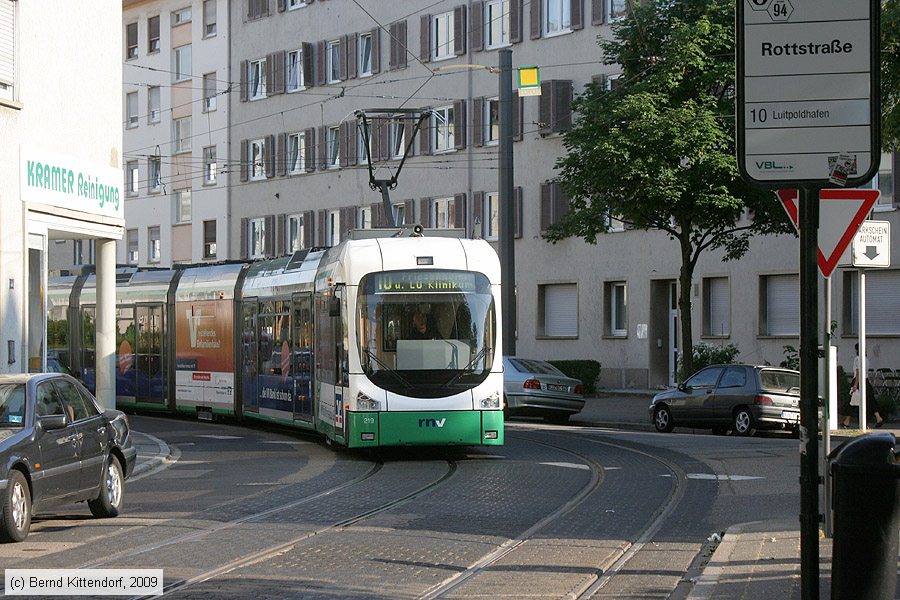 Straßenbahn Ludwigshafen - 219
/ Bild: vbl219_bk0905310007.jpg