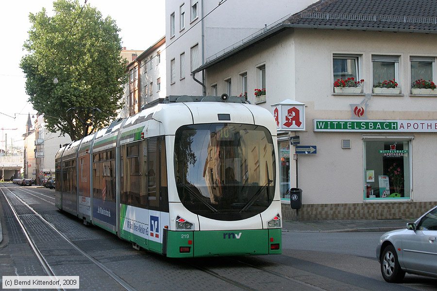 Straßenbahn Ludwigshafen - 219
/ Bild: vbl219_bk0905310008.jpg