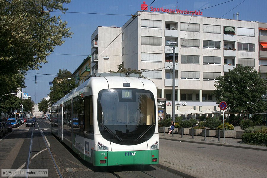 Straßenbahn Ludwigshafen - 219
/ Bild: vbl219_bk0908180004.jpg