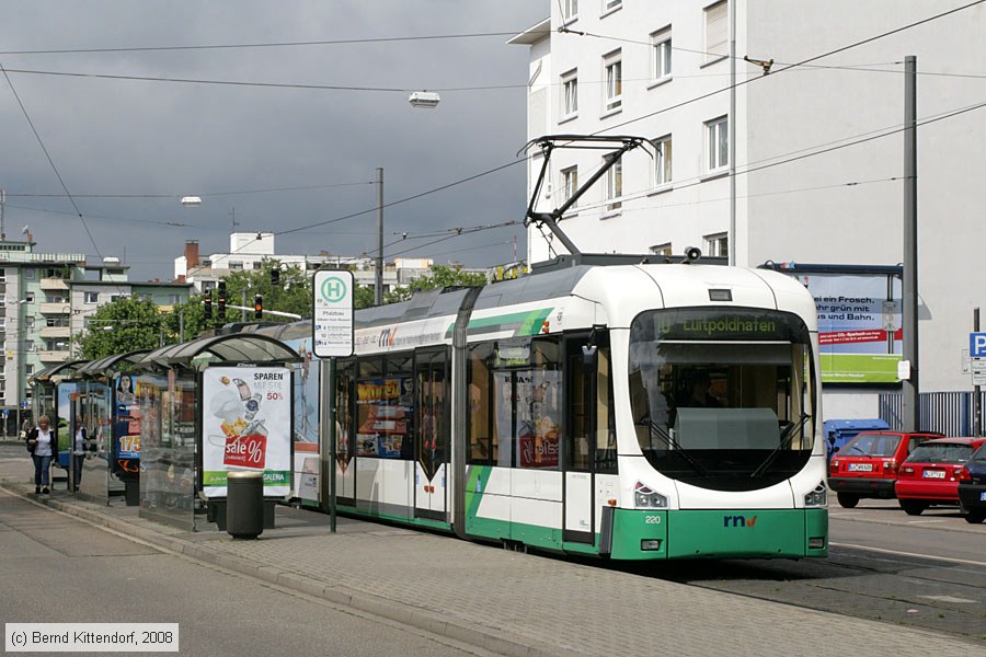 Straßenbahn Ludwigshafen - 220
/ Bild: vbl220_bk0807090012.jpg