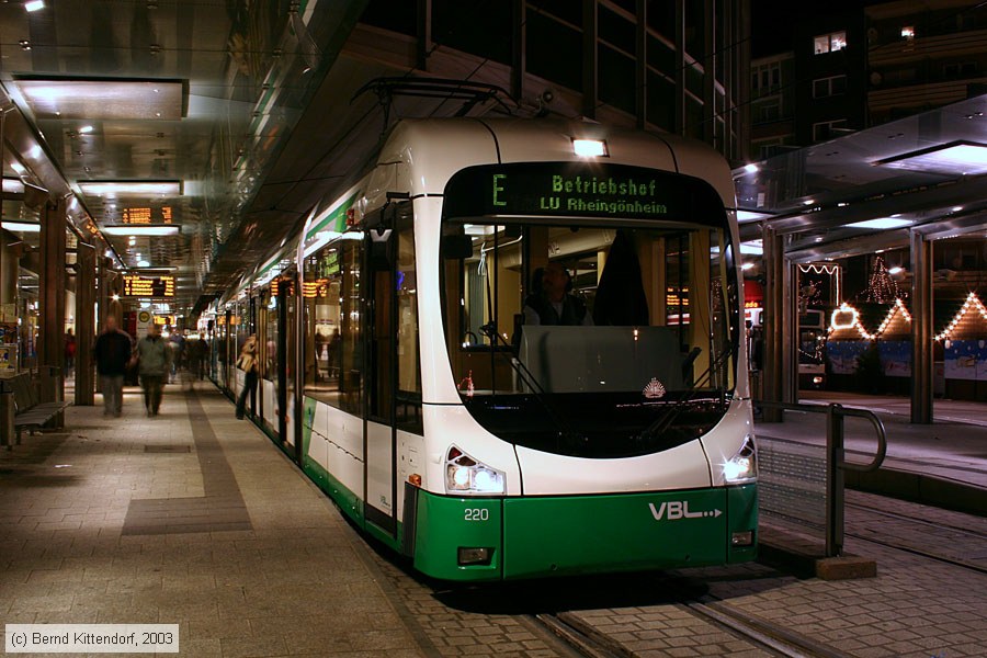 Straßenbahn Ludwigshafen - 220
/ Bild: vbl220_e0000873.jpg