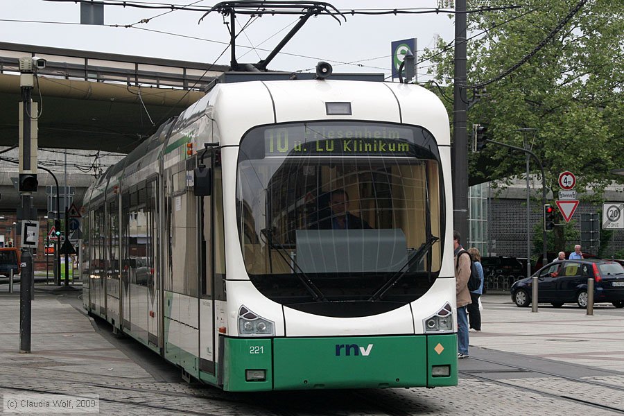Straßenbahn Ludwigshafen - 221
/ Bild: vbl221_cw0905130059.jpg