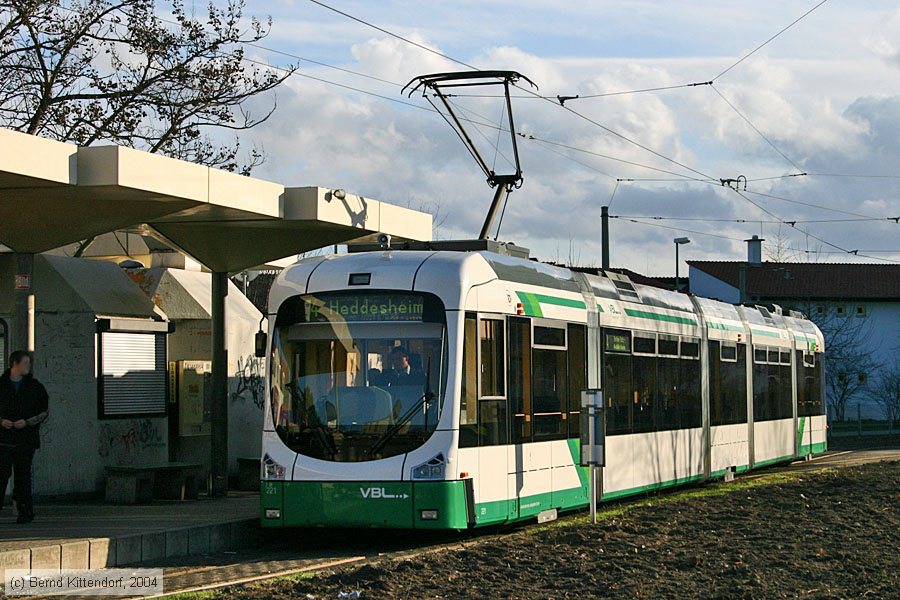 Straßenbahn Ludwigshafen - 221
/ Bild: vbl221_e0001984.jpg