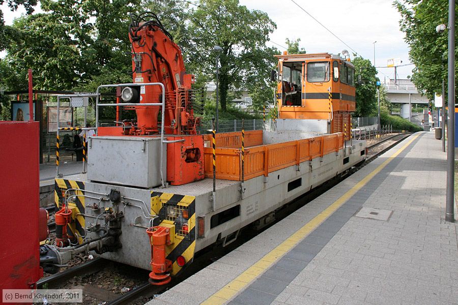 Straßenbahn Ludwigshafen - 010
/ Bild: vbl010_bk1105310005.jpg Straßenbahn Ludwigshafen - 010
/ Bild: vbl010_bk1105310005.jpg