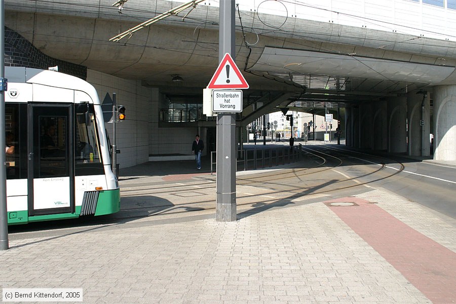 Straßenbahn Ludwigshafen - Anlagen
/ Bild: ludwigshafenanlagen_e0015830.jpg