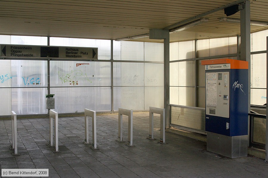 Straßenbahn Ludwigshafen - Anlagen
/ Bild: ludwigshafenanlagen_bk0807310053.jpg