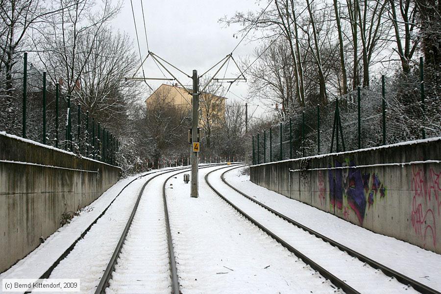 Straßenbahn Ludwigshafen - Anlagen
/ Bild: ludwigshafenanlagen_bk0902160021.jpg Straßenbahn Ludwigshafen - Anlagen
/ Bild: ludwigshafenanlagen_bk0902160021.jpg