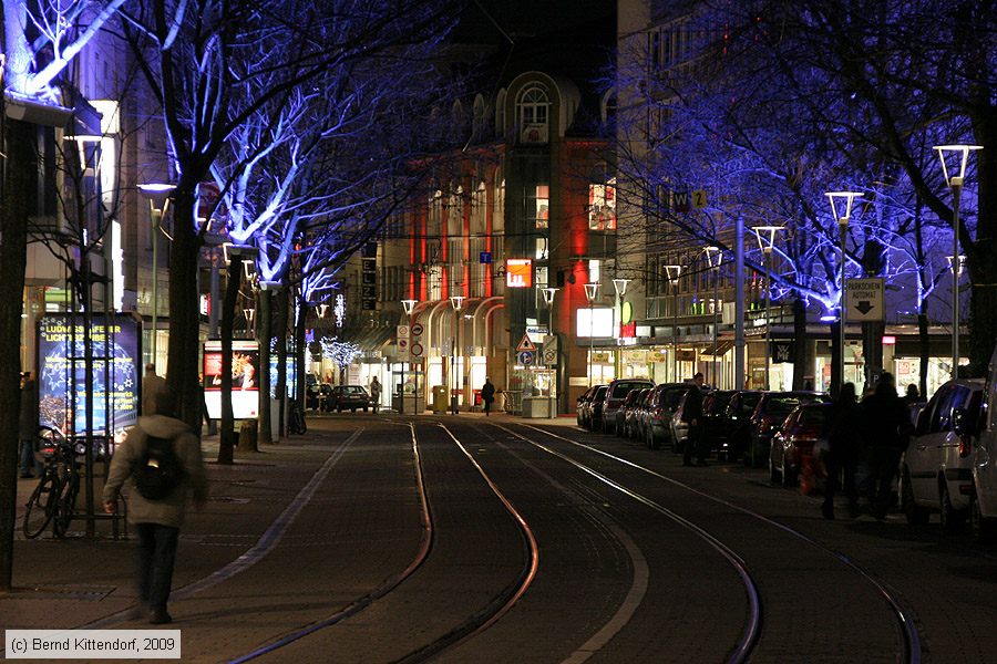 Straßenbahn Ludwigshafen - Anlagen
/ Bild: ludwigshafenanlagen_bk0912140085.jpg Straßenbahn Ludwigshafen - Anlagen
/ Bild: ludwigshafenanlagen_bk0912140085.jpg