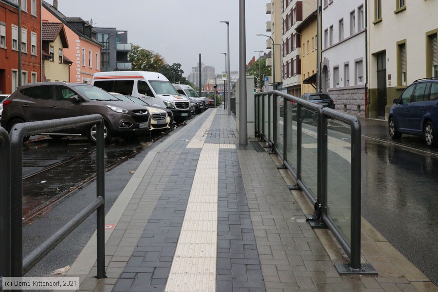 Straßenbahn Ludwigshafen - Anlagen
/ Bild: ludwigshafenanlagen_bk2107080010.jpg