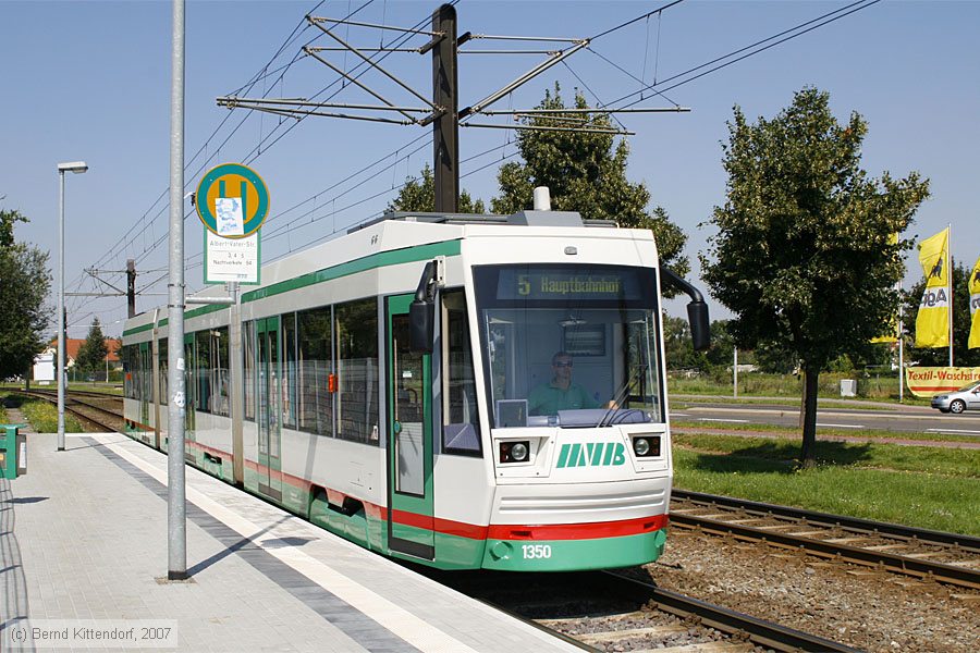 Straßenbahn Magdeburg - 1350
/ Bild: magdeburg1350_bk0708050043.jpg