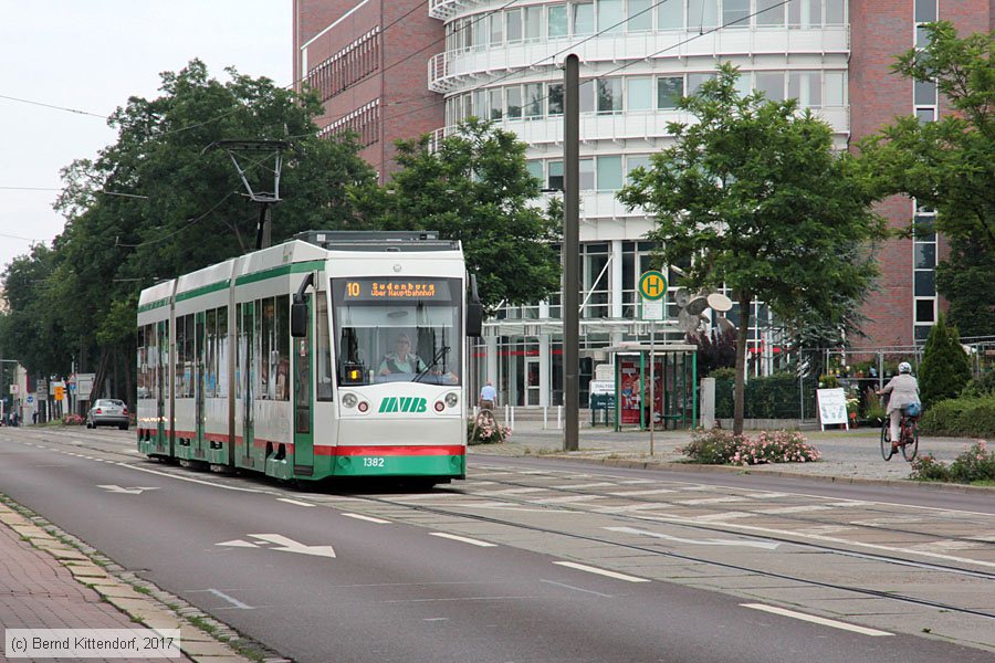 Straßenbahn Magdeburg - 1382
/ Bild: magdeburg1382_bk1707100104.jpg