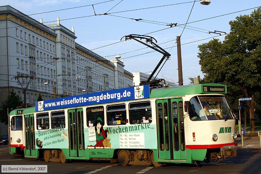 Straßenbahn Magdeburg - 1254
/ Bild: magdeburg1254_bk0708040224.jpg Straßenbahn Magdeburg - 1254
/ Bild: magdeburg1254_bk0708040224.jpg