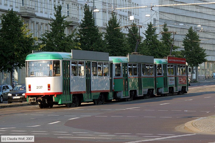 Straßenbahn Magdeburg - 2137
/ Bild: magdeburg2137_cw0708040137.jpg