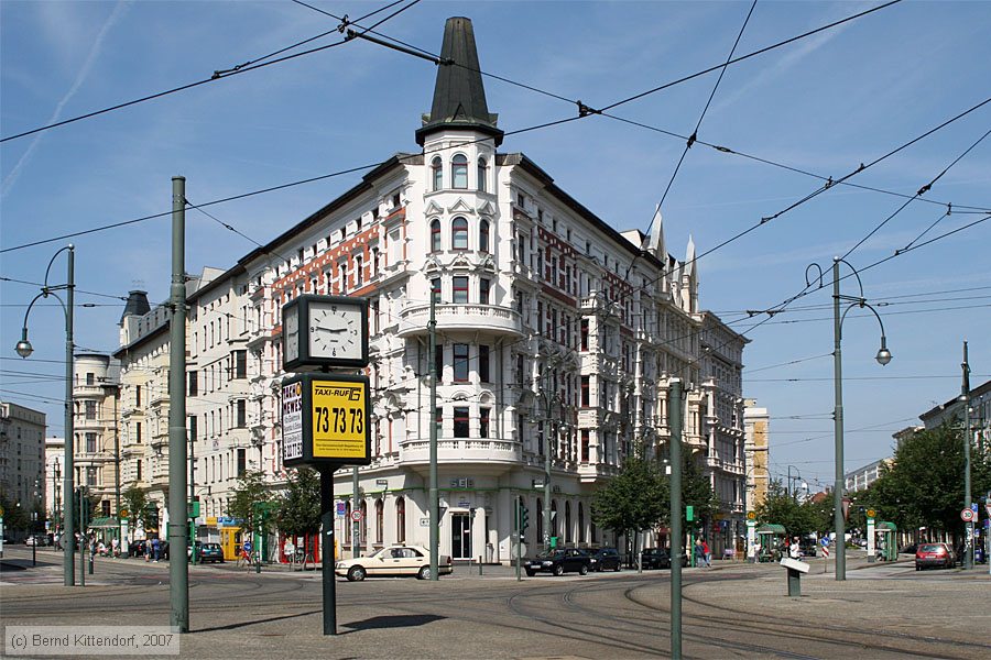 Straßenbahn Magdeburg - Anlagen
/ Bild: magdeburganlagen_bk0708050149.jpg Straßenbahn Magdeburg - Anlagen
/ Bild: magdeburganlagen_bk0708050149.jpg