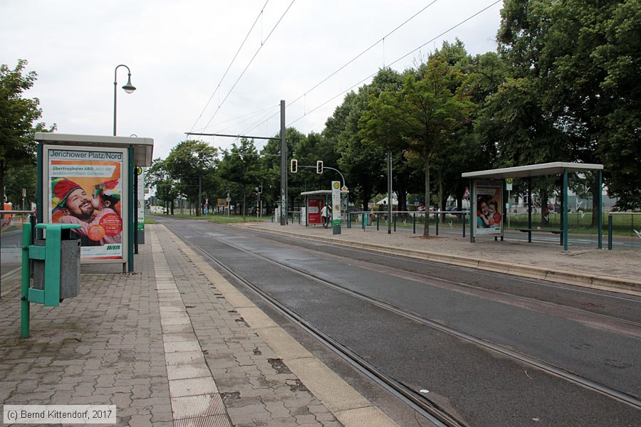 Straßenbahn Magdeburg - Anlagen
/ Bild: magdeburganlagen_bk1707100006.jpg Straßenbahn Magdeburg - Anlagen
/ Bild: magdeburganlagen_bk1707100006.jpg