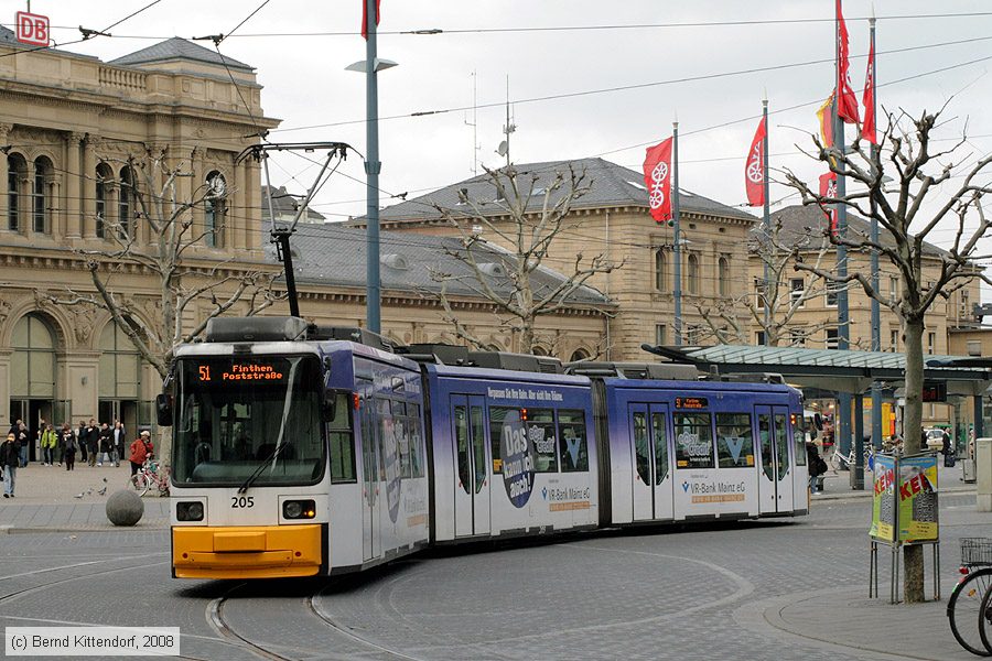 Straßenbahn Mainz - 205
/ Bild: mainz205_bk0804150094.jpg