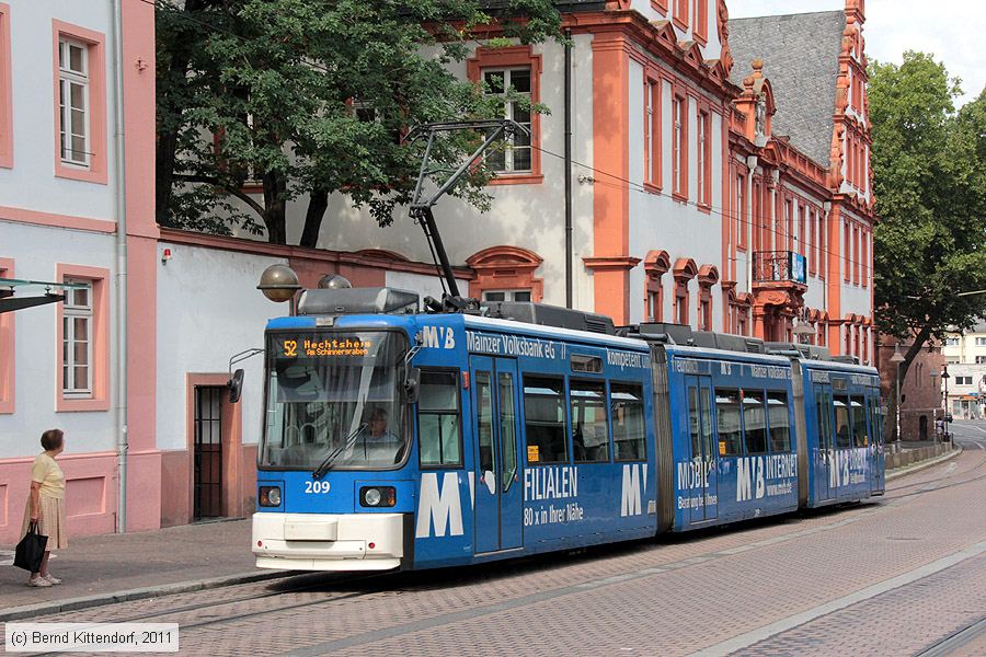 Straßenbahn Mainz - 209
/ Bild: mainz209_bk1108230043.jpg
