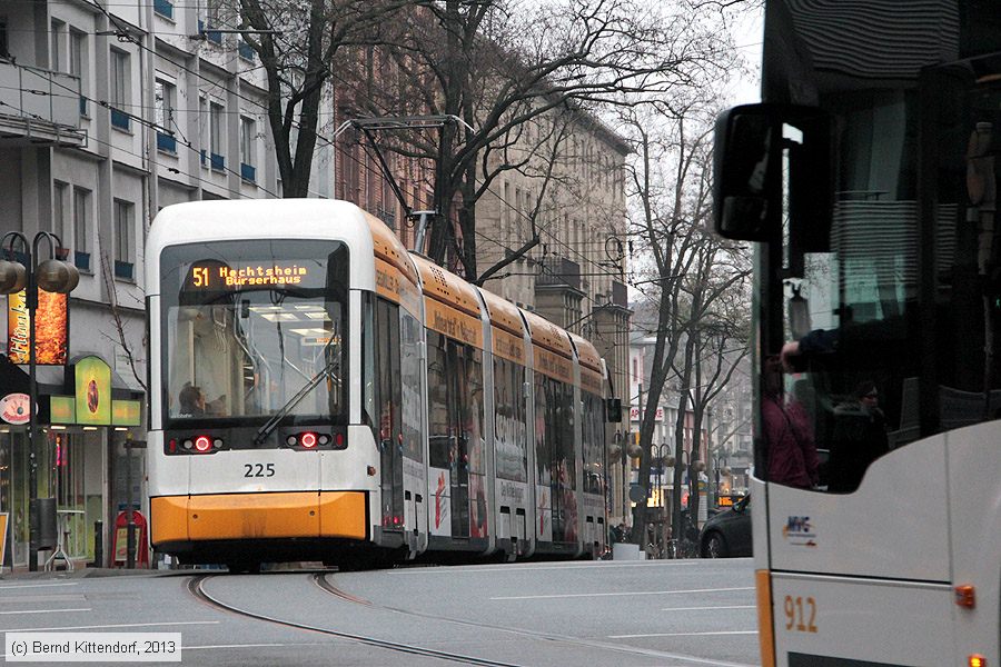 Straßenbahn Mainz - 225
/ Bild: mainz225_bk1312120021.jpg