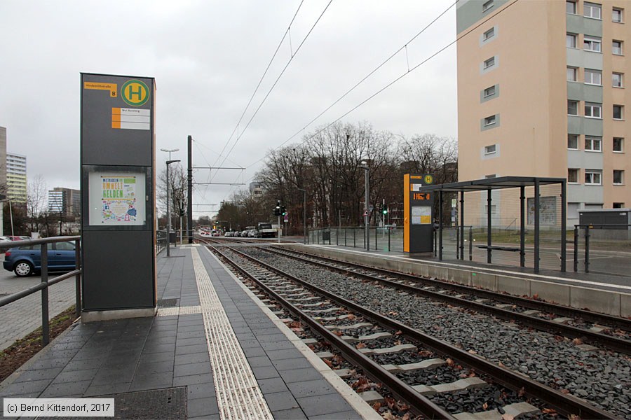 Straßenbahn Mainz - Anlagen
/ Bild: mainzanlagen_bk1701040047.jpg Straßenbahn Mainz - Anlagen
/ Bild: mainzanlagen_bk1701040047.jpg