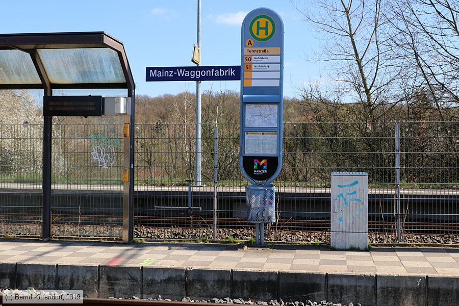 Straßenbahn Mainz - Anlagen
/ Bild: mainzanlagen_bk1903290090.jpg Straßenbahn Mainz - Anlagen
/ Bild: mainzanlagen_bk1903290090.jpg