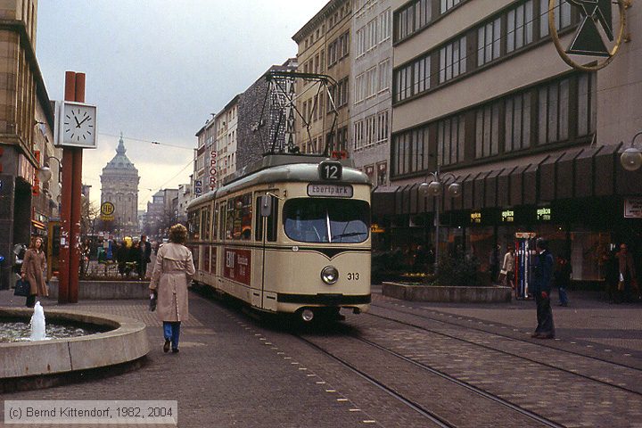 Straßenbahn Mannheim - 313
/ Bild: mvg313_ds045922.jpg