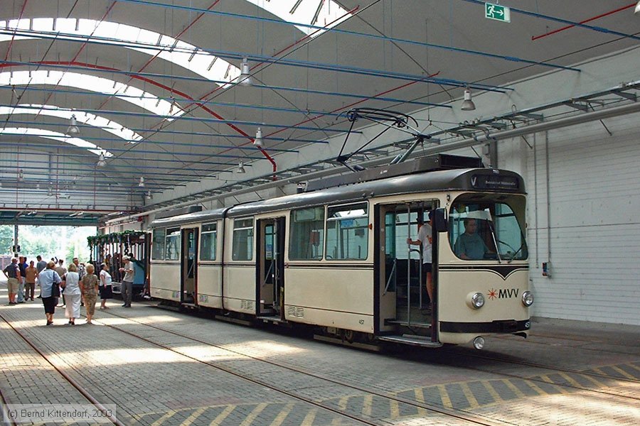 Stra&szlig;enbahn Mannheim - 457
/ Bild: mvg457_bk0306159133.jpg