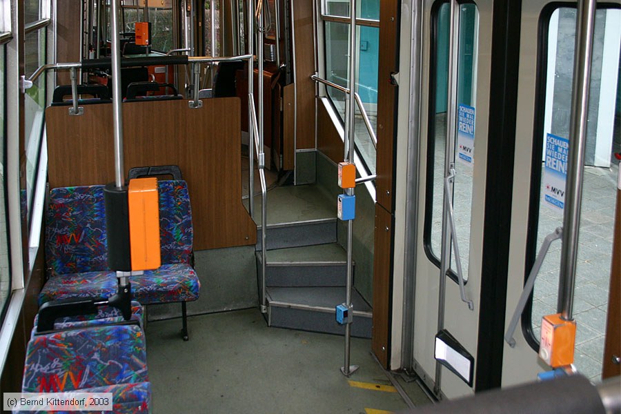 Straßenbahn Mannheim - 519 - Innenansicht
/ Bild: mvg519_e0001097.jpg