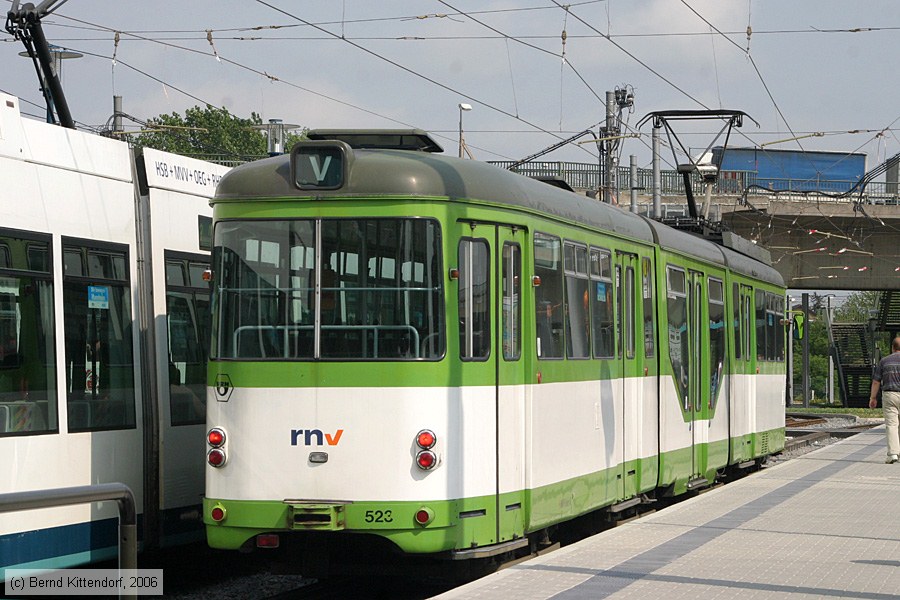 Straßenbahn Mannheim - 523
/ Bild: mvg523_bk0605090043.jpg